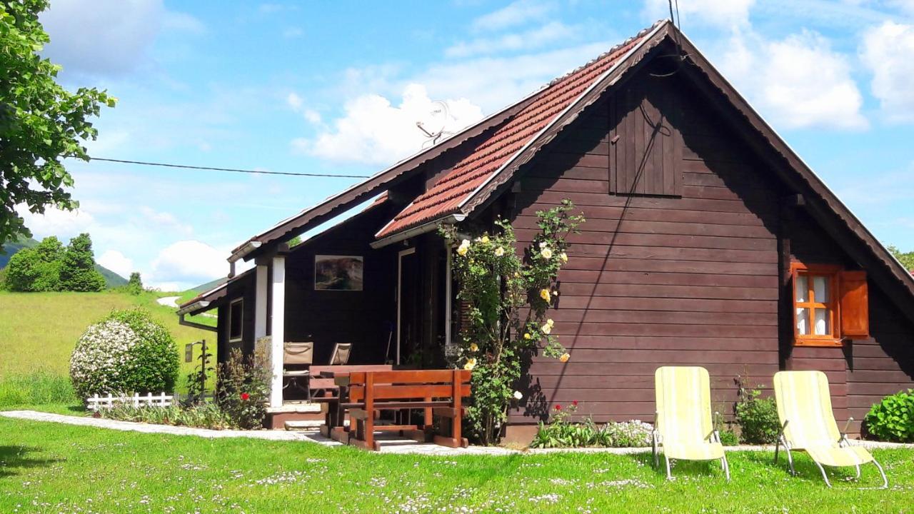 Wooden House Nela Near Plitvice Lakes Смолянац Екстериор снимка