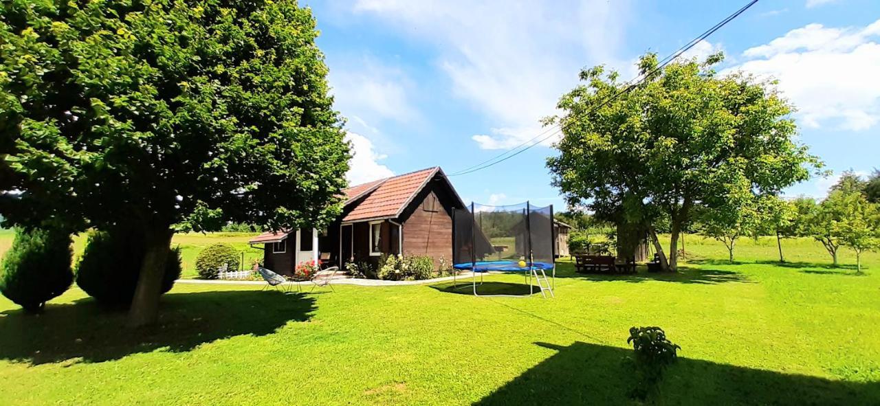 Wooden House Nela Near Plitvice Lakes Смолянац Екстериор снимка